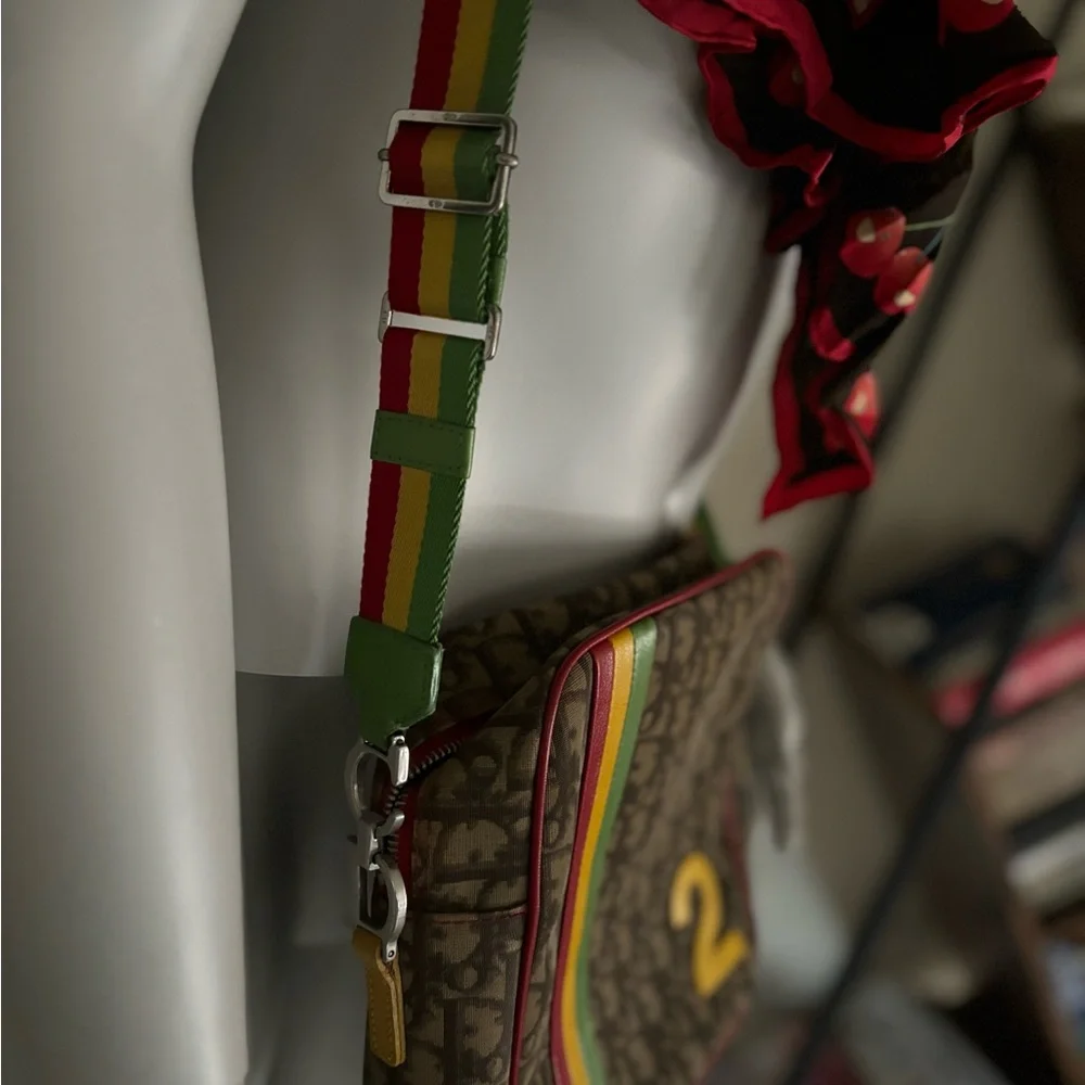 Dior Rasta - Picture 4 of 12